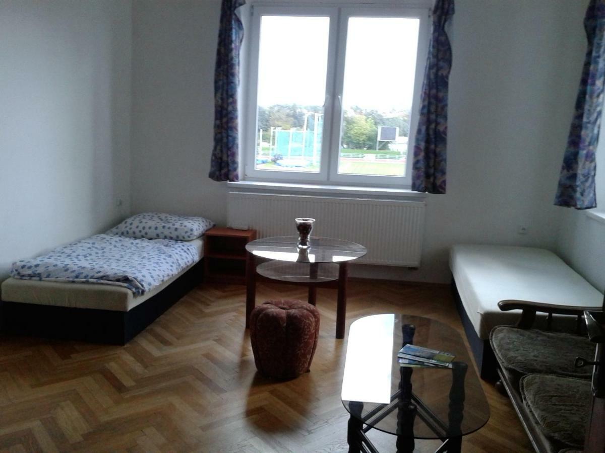 Apartman Ella - Tabor -Cz - U Stadionu Miru 1735 ภายนอก รูปภาพ